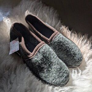 Wesenjak Men's Boiled Wool Slippers